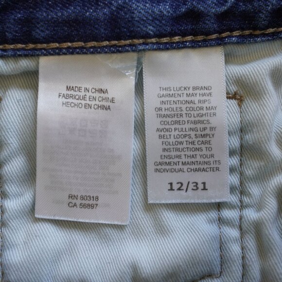 Lucky Brand Mid Rise Boyfriend Denim Shorts 12/31 Floral Heart Embroidery - Picture 10 of 13